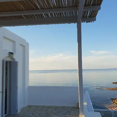 Ferienhaus Traditional Waterfront House