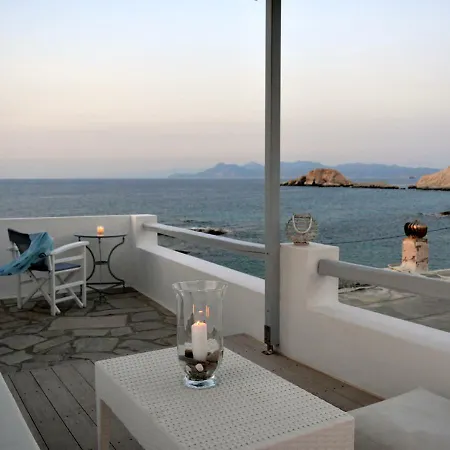 Ferienhaus Traditional Waterfront House Mandrakia
