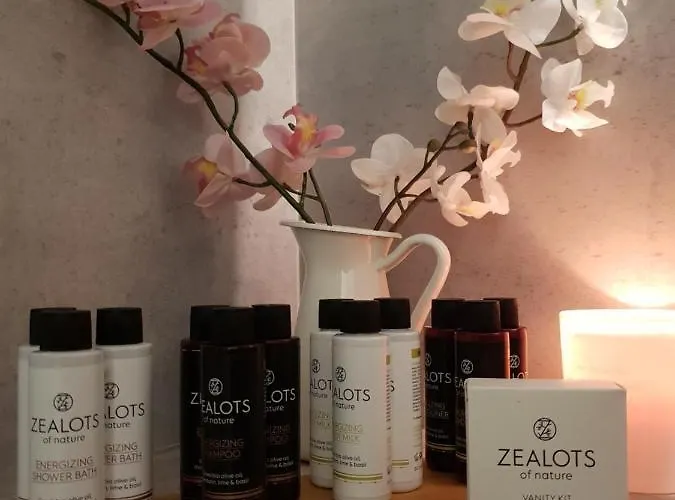 펜션 Traditional Waterfront House *